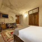 Castle Cave Гореме