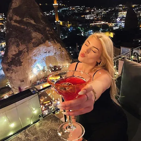 酒店 Castle Cave 3*