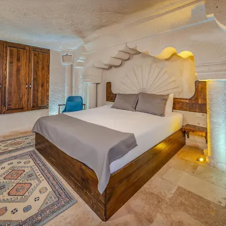Hotel Castle Cave 3*