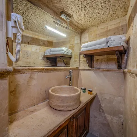 Hotel Castle Cave 2*