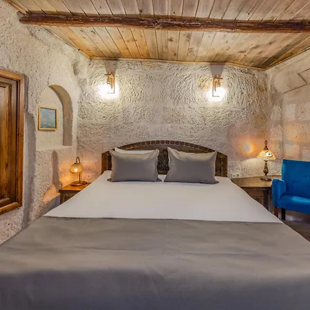 Hotel Castle Cave 2*