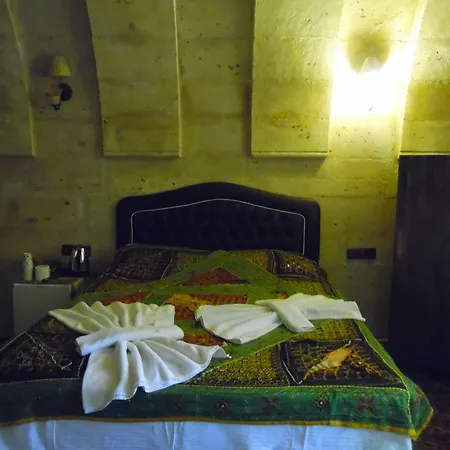 Hotel Castle Cave 3*