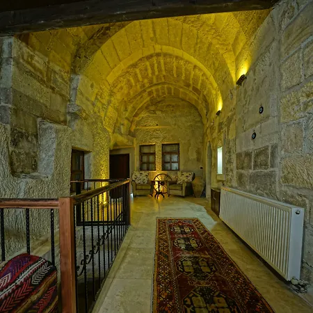 Castle Cave 格雷梅