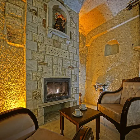 Castle Cave 酒店 格雷梅