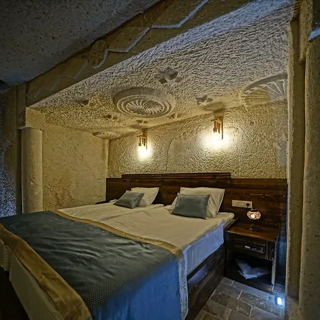 Castle Cave Otel 3*