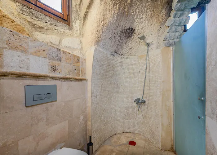 Castle Cave 格雷梅